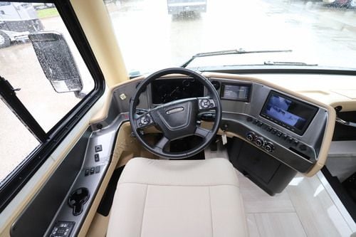 2026 Tiffin Motor Homes Phaeton 35CH