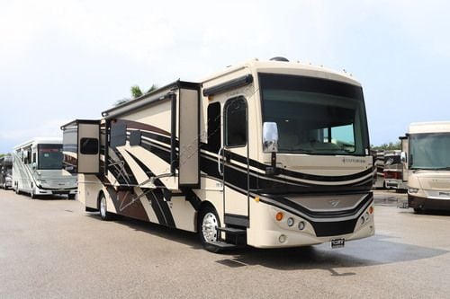 2016 Fleetwood Expedition 40X