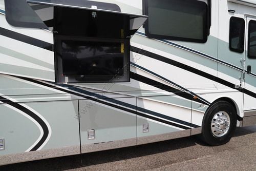 2027 Newmar Mountain Aire 4551