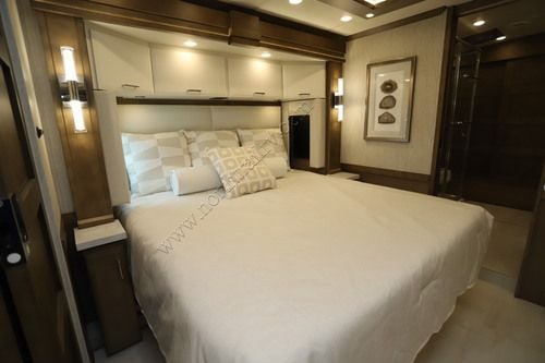 2027 Newmar Mountain Aire 4551