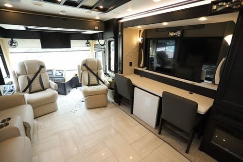 2026 Tiffin Motor Homes Phaeton 35CH