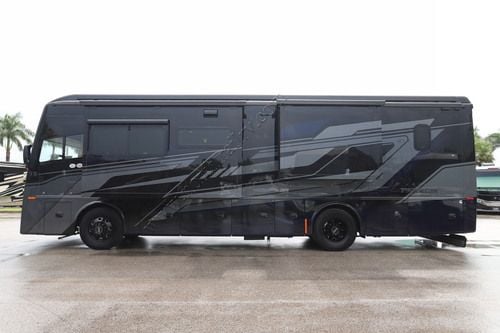2026 Tiffin Motor Homes Phaeton 35CH