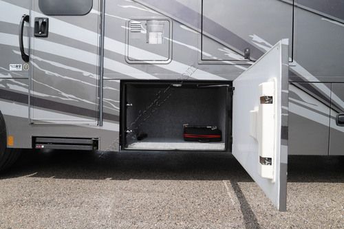 2022 Renegade Rv Valencia 35MB