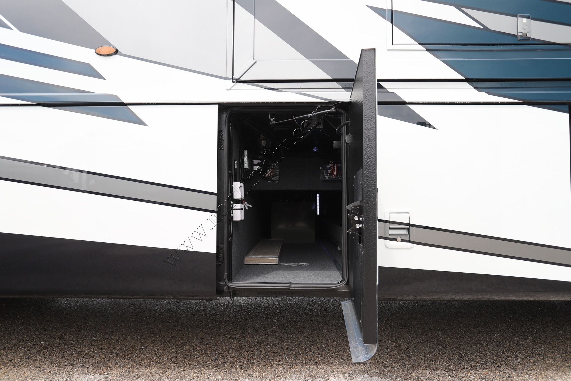 New 2027 Newmar Dutch Star 3836 Class A  For Sale