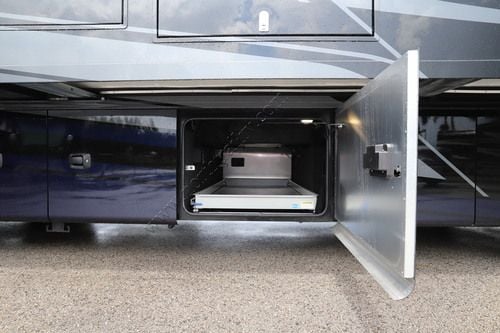 2026 Tiffin Motor Homes Phaeton 35CH