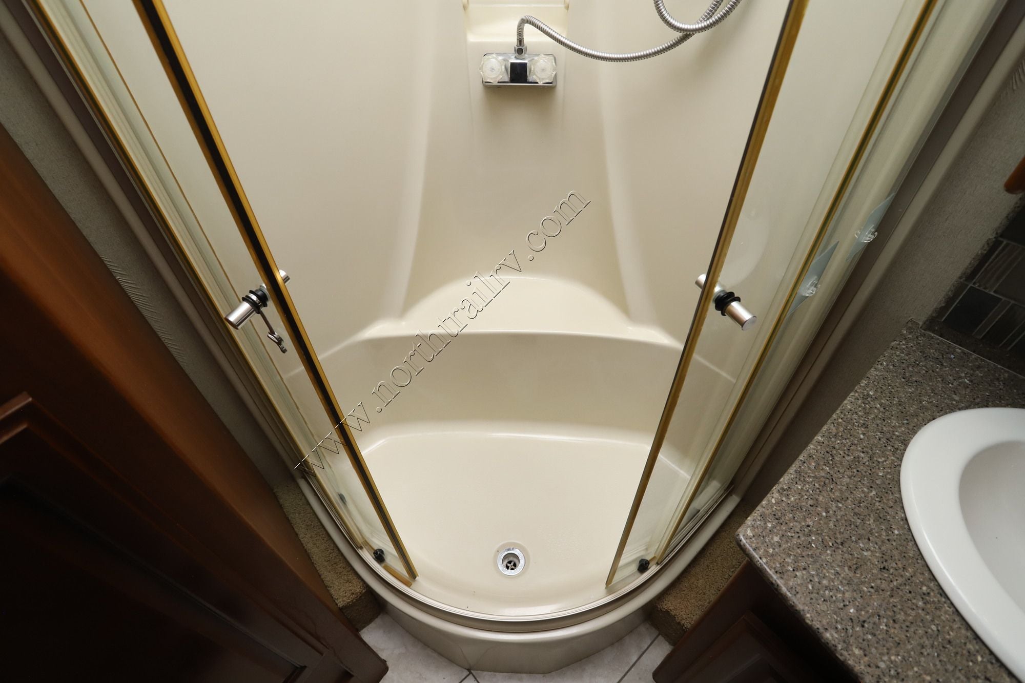 Used 2016 Fleetwood Expedition 40X Class A  For Sale