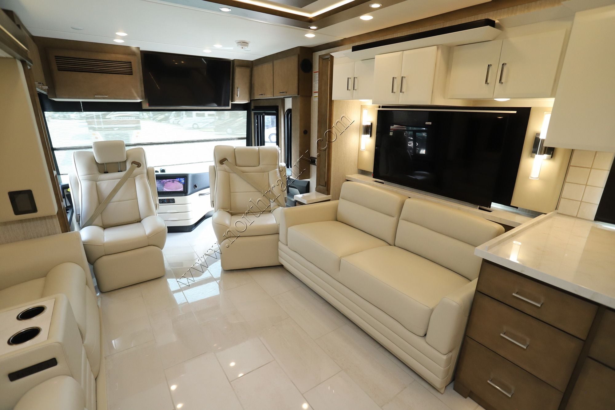 New 2027 Newmar Mountain Aire 4551 Class A  For Sale