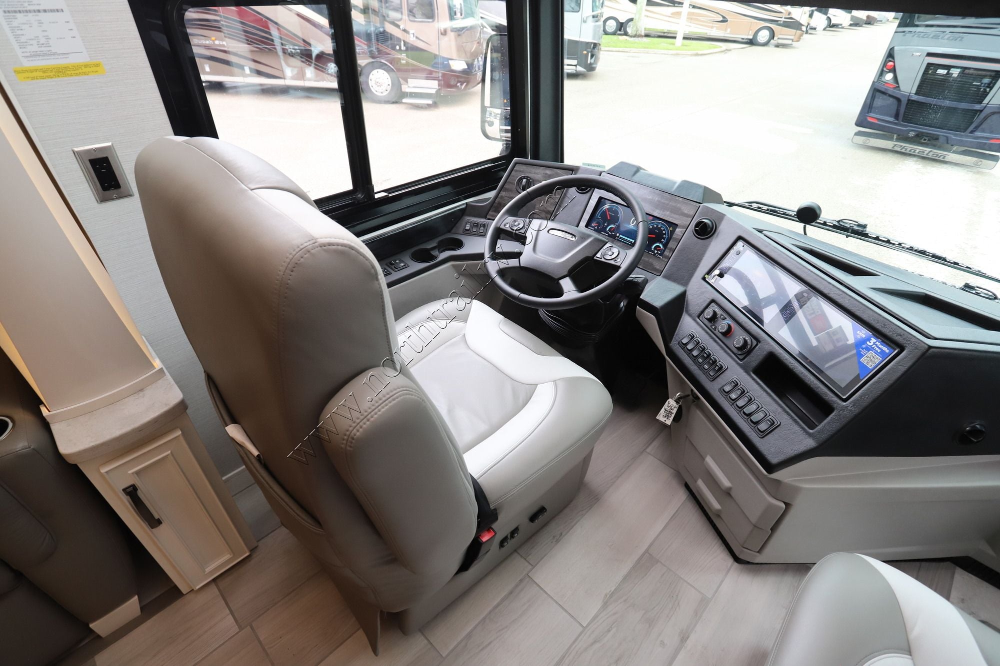 New 2027 Newmar Dutch Star 3836 Class A  For Sale