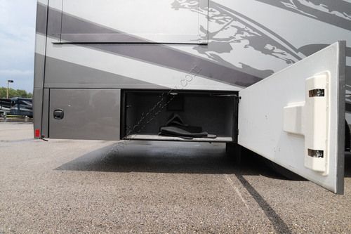 2022 Renegade Rv Valencia 35MB