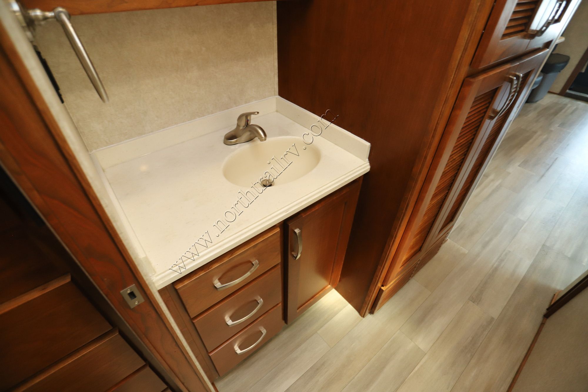 Used 2022 Renegade Rv Valencia 35MB Super C  For Sale