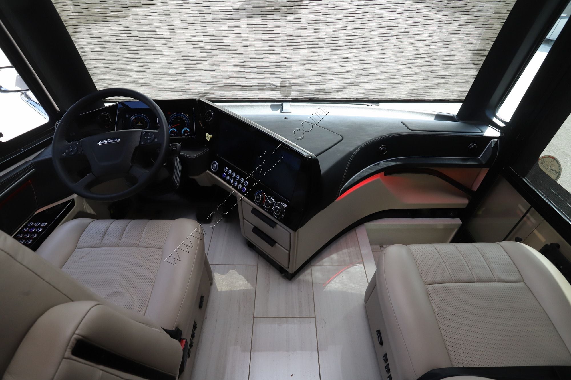 New 2027 Tiffin Motor Homes Zephyr 45PZ Class A  For Sale