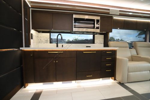2027 Tiffin Motor Homes Zephyr 45PZ