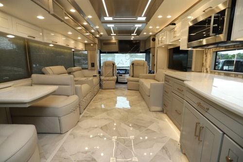 2027 Newmar Essex 4551