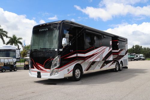 2027 Tiffin Motor Homes Zephyr 45PZ