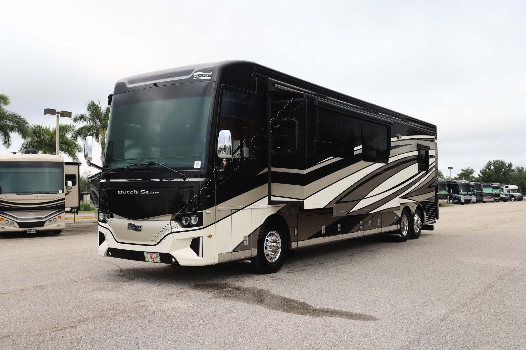 Used 2023 Newmar Dutch Star 4369 Class A  For Sale