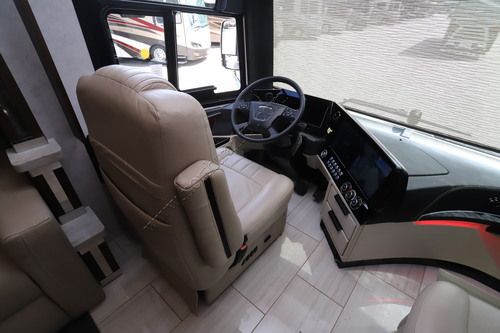 2027 Tiffin Motor Homes Zephyr 45PZ