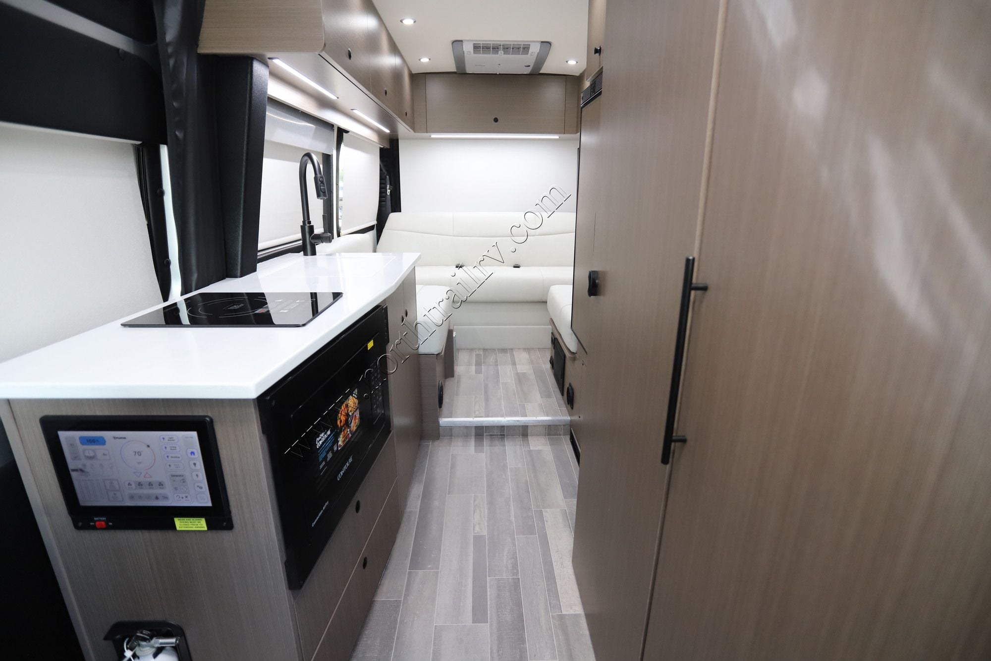 New 2027 Pleasure-Way Lexor Ts TS Class B  For Sale