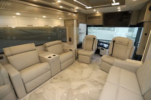 2027 Newmar Essex 4551