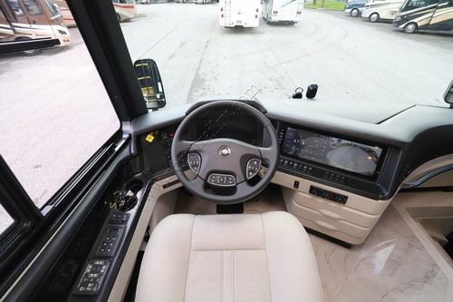 2027 Newmar Essex 4551