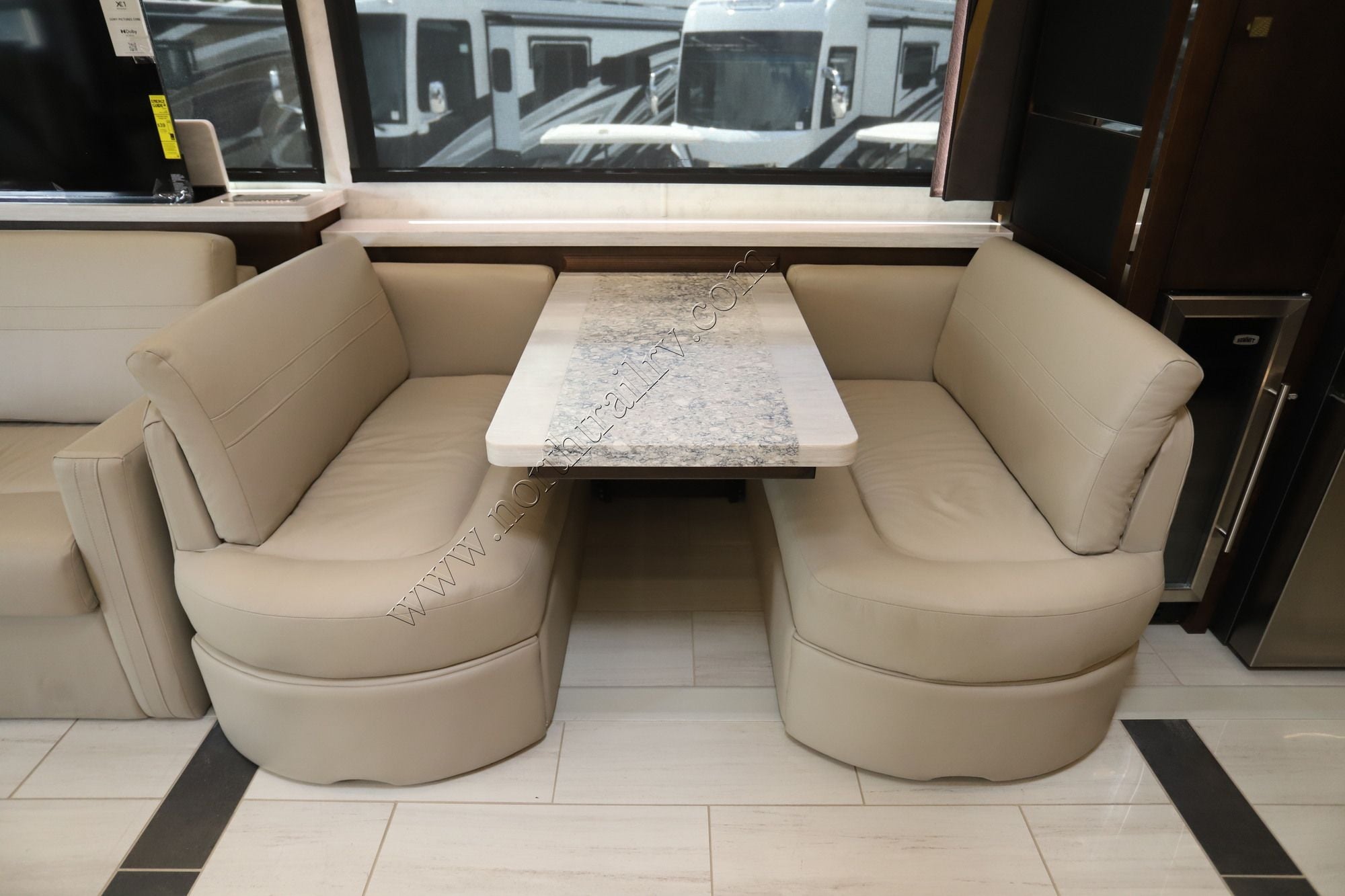 New 2027 Tiffin Motor Homes Zephyr 45PZ Class A  For Sale