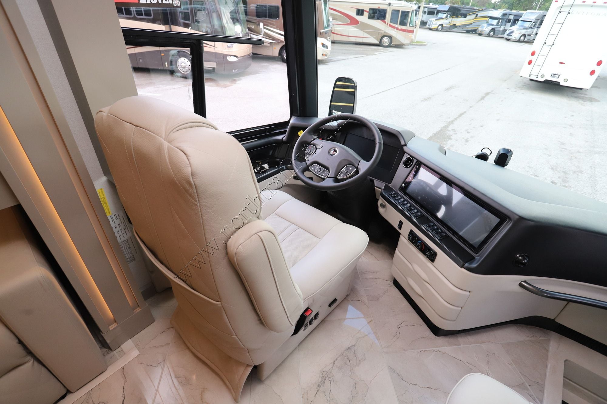 New 2027 Newmar Essex 4551 Class A  For Sale