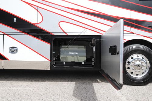 2027 Tiffin Motor Homes Zephyr 45PZ