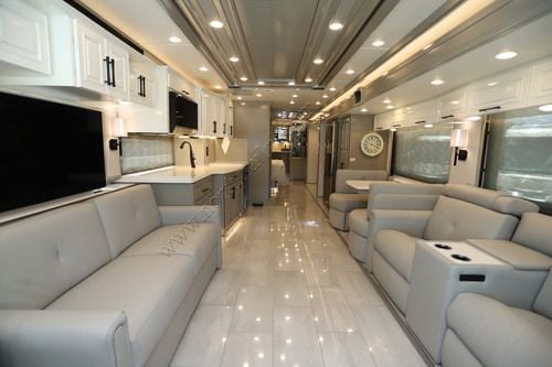 2027 Newmar London Aire 4595