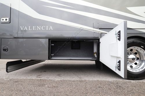 2027 Renegade Rv Valencia 39FW