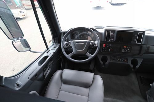 2027 Renegade Rv Valencia 39FW