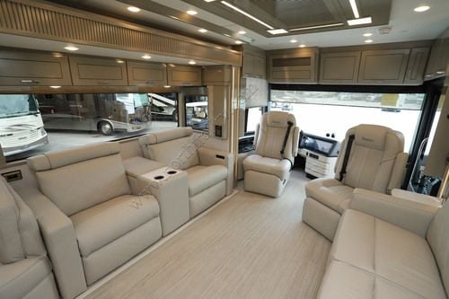 2027 Newmar Essex 4551