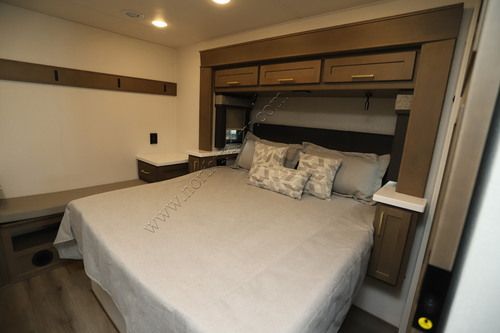 2027 Renegade Rv Valencia 39FW
