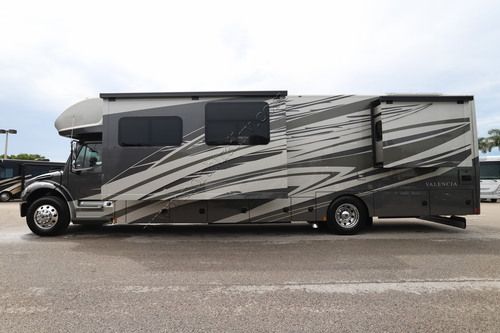 2027 Renegade Rv Valencia 39FW