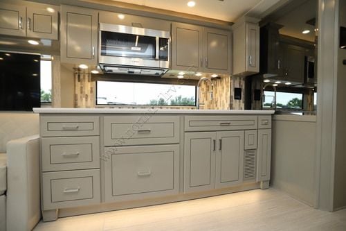 2027 Newmar Essex 4551