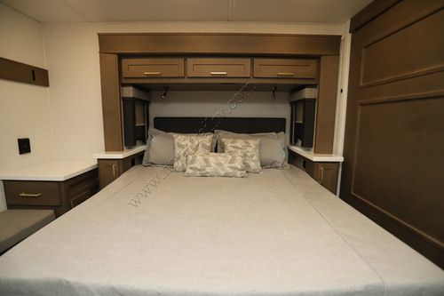 2027 Renegade Rv Valencia 39FW