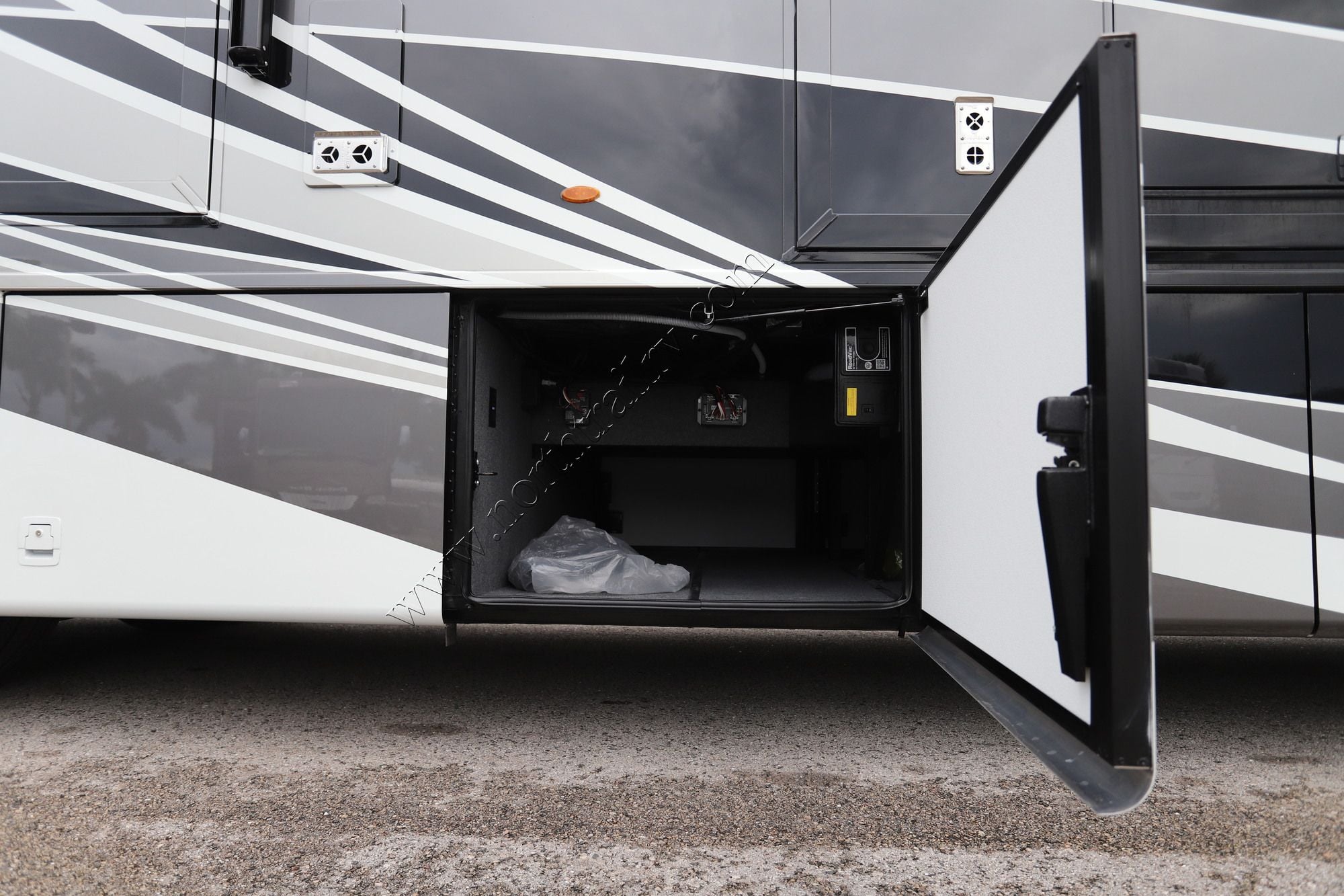 New 2027 Newmar Northern Star 4037 Class A  For Sale