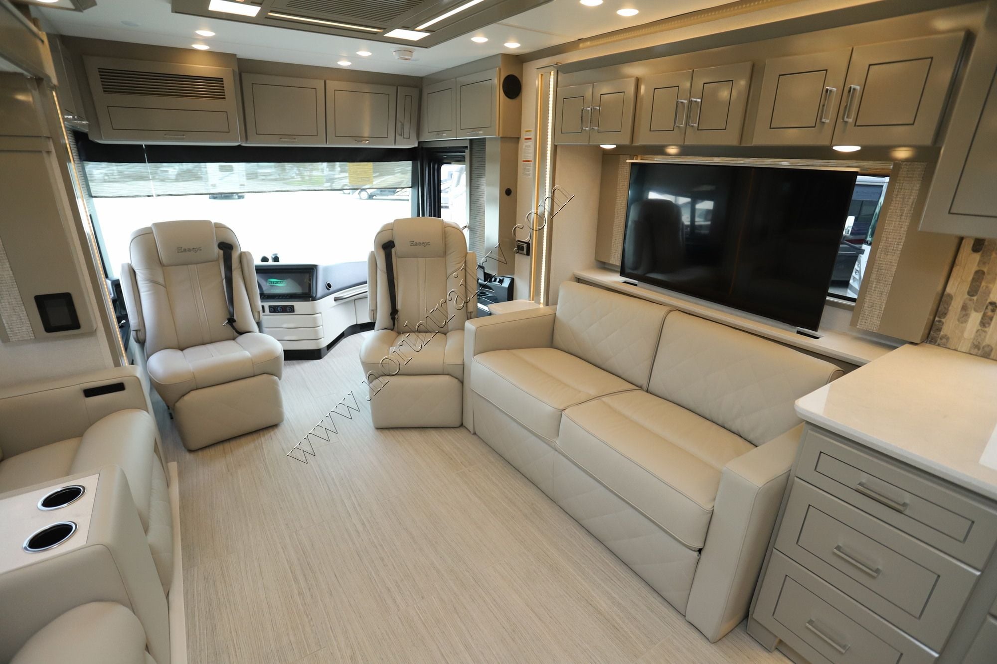 New 2027 Newmar Essex 4551 Class A  For Sale