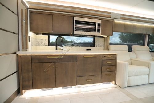 2027 Tiffin Motor Homes Zephyr 45PZ