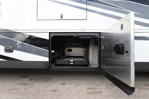 2027 Tiffin Motor Homes Zephyr 45PZ