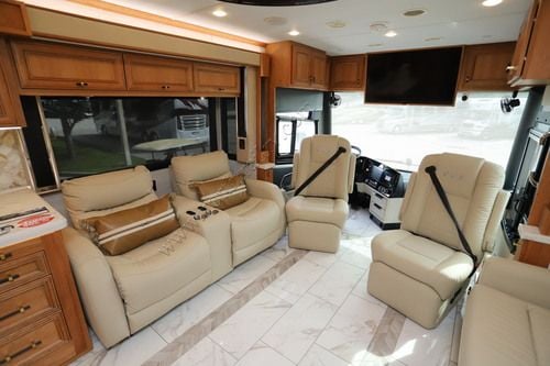 2027 Tiffin Motor Homes Allegro Bus 40IP