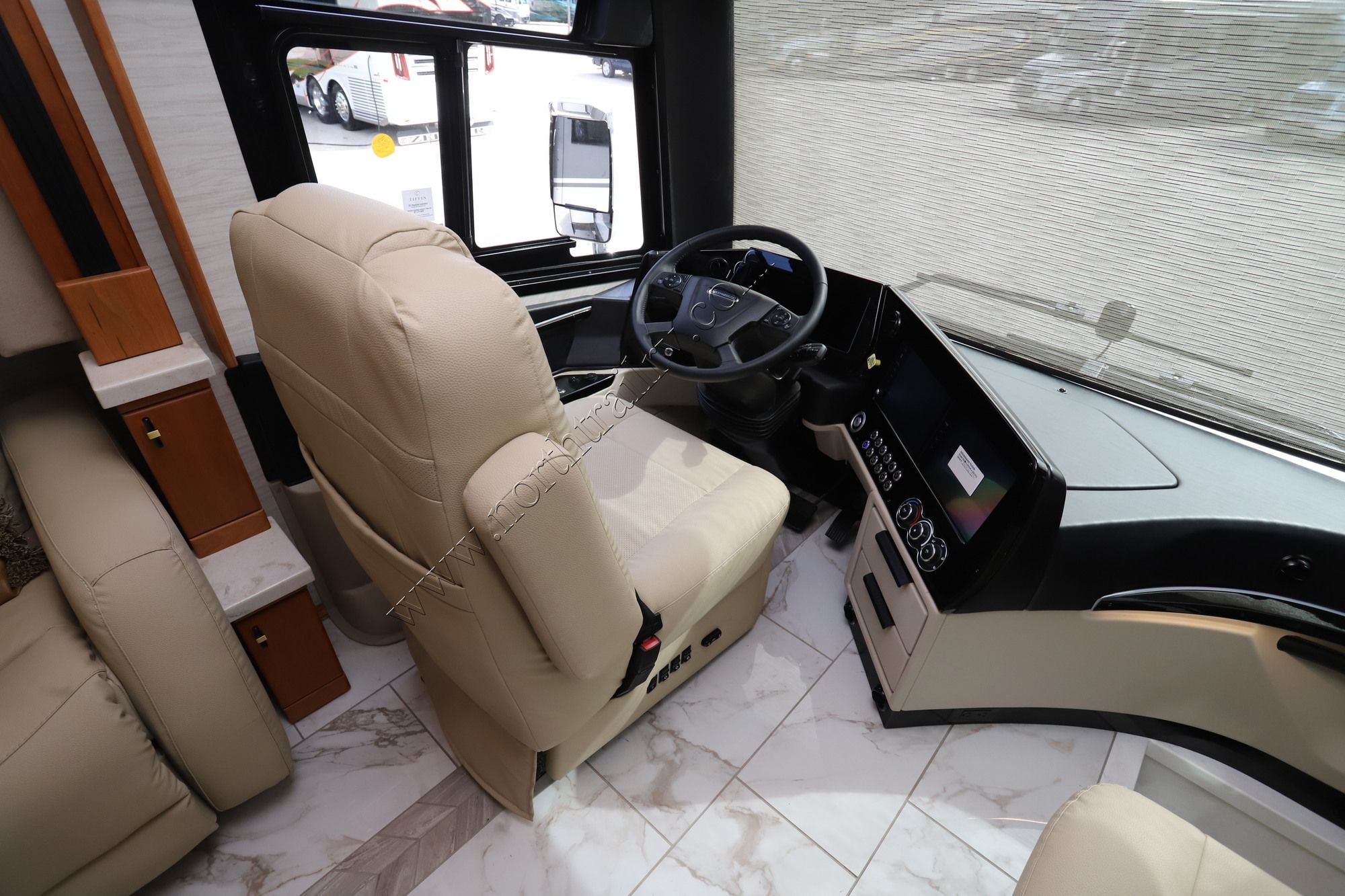 New 2027 Tiffin Motor Homes Allegro Bus 40IP Class A  For Sale