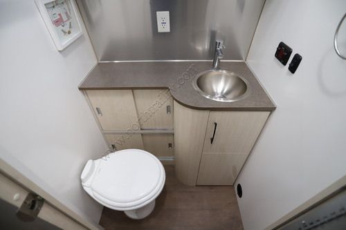 2018 Airstream Intl Serenity 27FBT