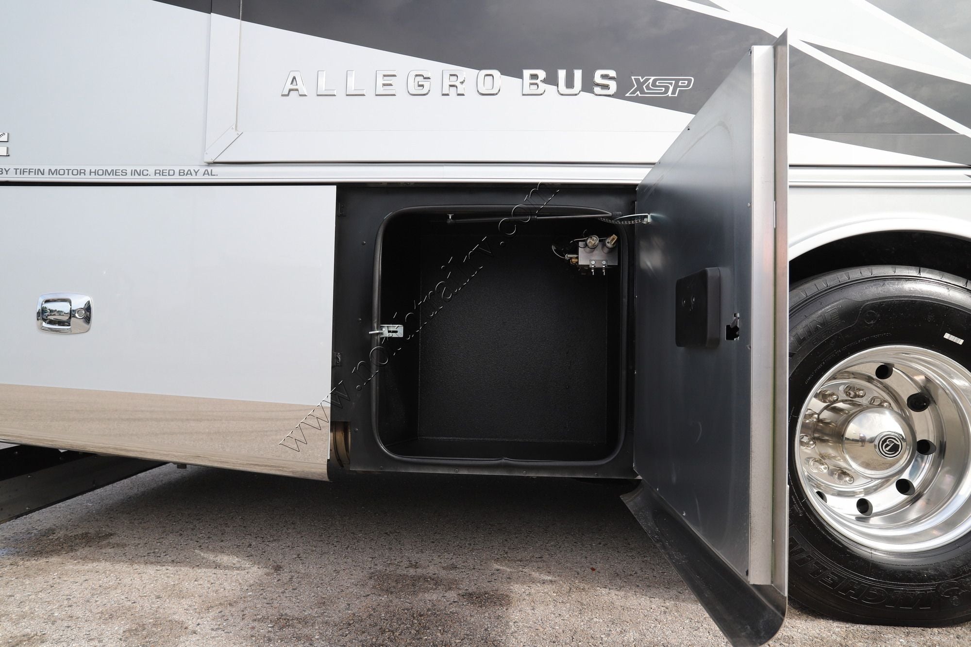 New 2027 Tiffin Motor Homes Allegro Bus 40IP Class A  For Sale