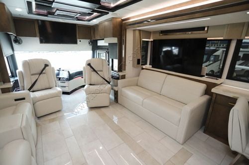 2027 Tiffin Motor Homes Zephyr 45PZ