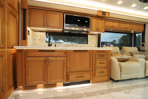2027 Tiffin Motor Homes Allegro Bus 40IP