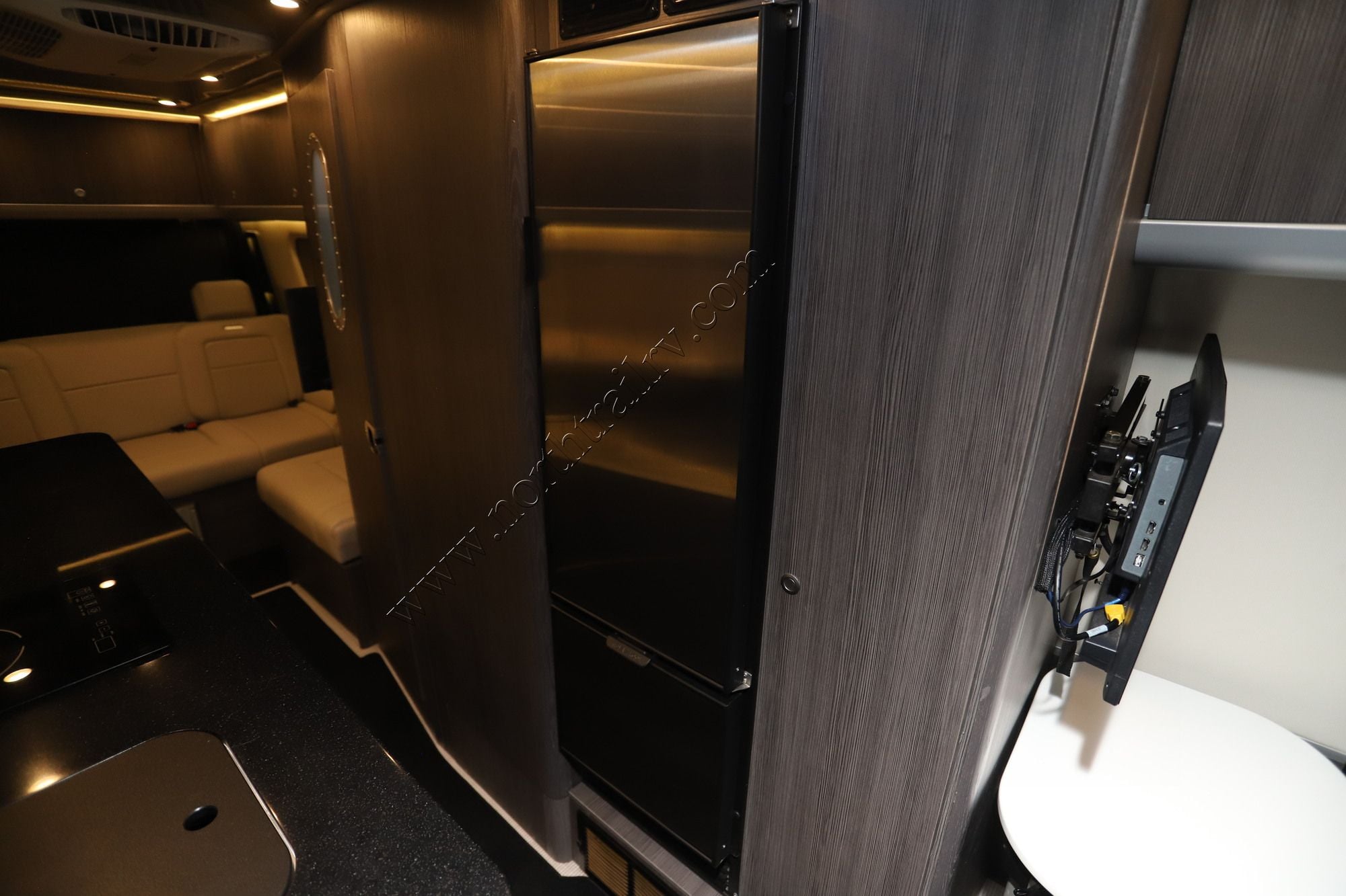 Used 2024 Airstream Interstate 24GT E-1 Class B  For Sale