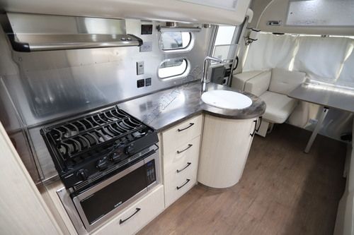 2018 Airstream Intl Serenity 27FBT