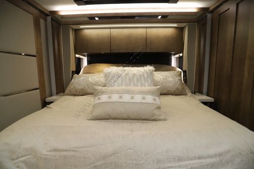 2027 Tiffin Motor Homes Zephyr 45PZ