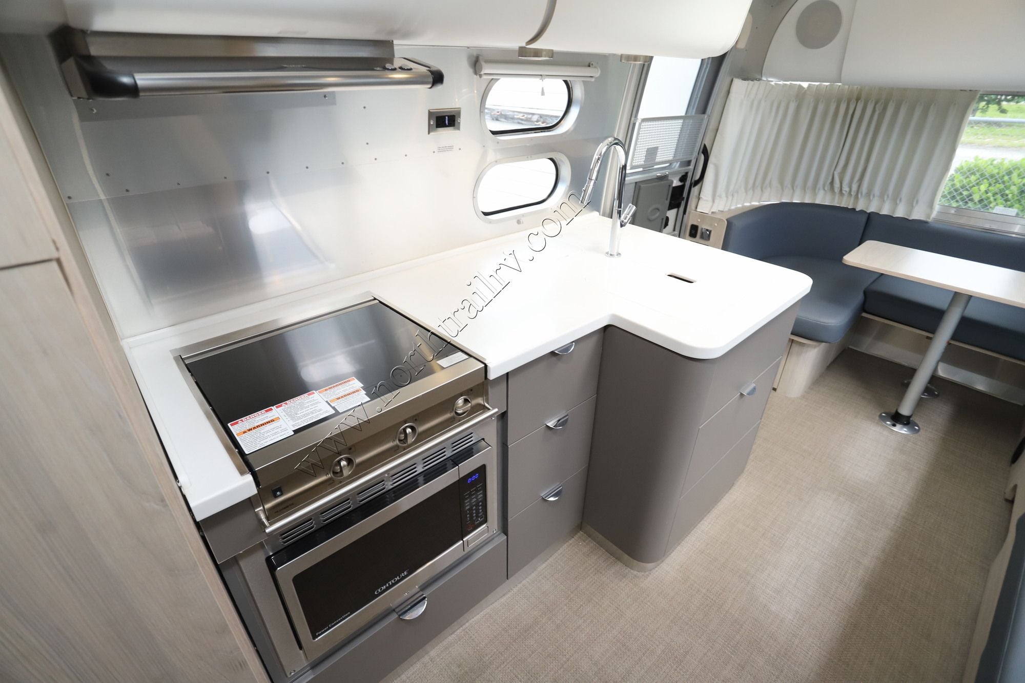 Used 2022 Airstream Globetrotter 27FBQ Travel Trailer  For Sale