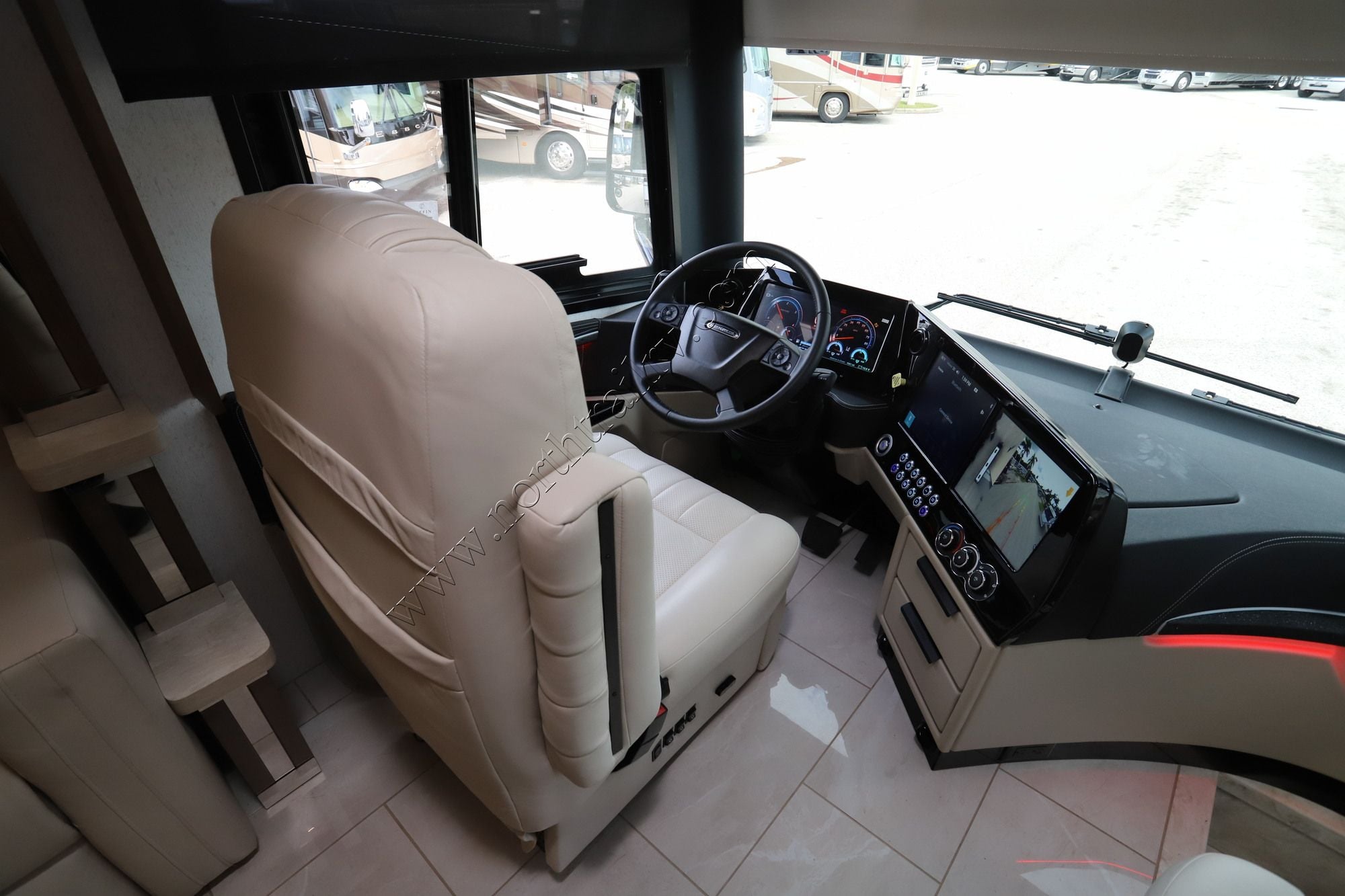 New 2027 Tiffin Motor Homes Zephyr 45PZ Class A  For Sale
