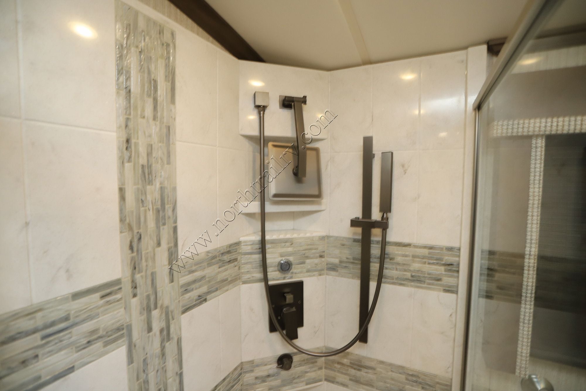 Used 2026 Newmar Dutch Star 4081 Class A  For Sale